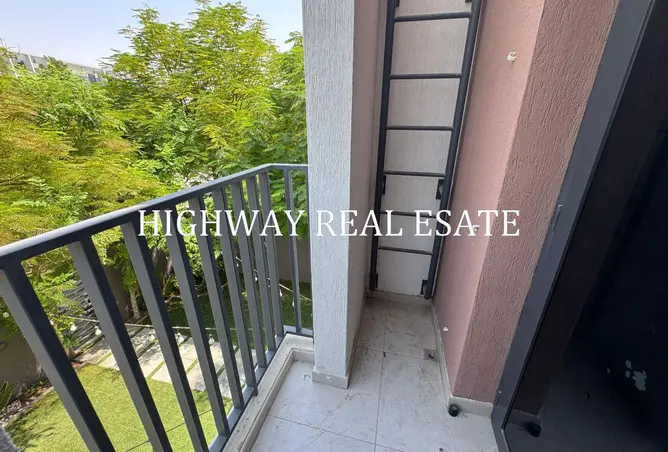 163700398 - Property Image 3