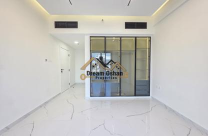 Apartment - 1 - 2 for rent in International City Phase 2 - Al Warsan 4 - Al Warsan - Dubai