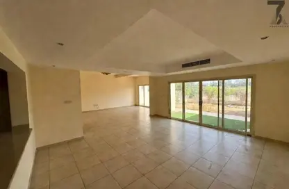 تاون هاوس - 3 غرف نوم - 3 حمامات للايجار في تاون هاوسز قرية الحمرا - قرية الحمرا - رأس الخيمة