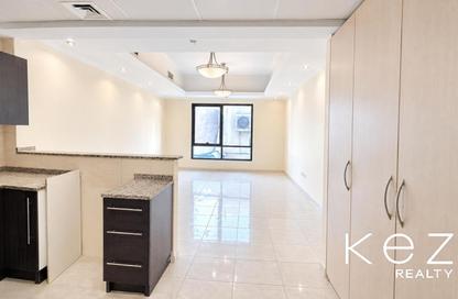 Apartment - Studio - 1 for rent in Al Waleed Paradise - JLT Cluster R - Jumeirah Lake Towers - Dubai