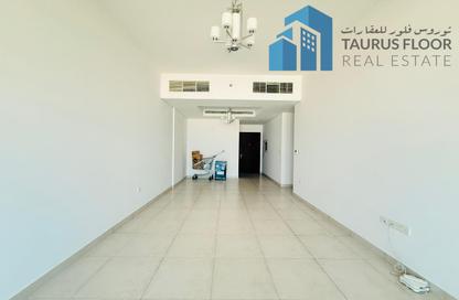 Apartment - 2 Bedrooms - 3 Bathrooms for rent in Airport View Building - Al Garhoud - Dubai
