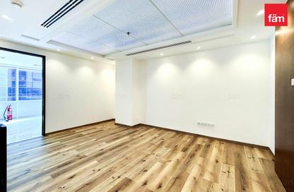 Office Space - Studio - 2 Bathrooms for rent in Bay Square Building 2 - Bay Square - Business Bay - Dubai Office Space - Studio - 2 Bathrooms for rent in Bay Square Building 2 - Bay Square - Business Bay - Dubai