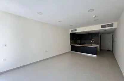 Apartment - Studio - 1 Bathroom for sale in Modelux Tower 1 - International City Phase 2 - Al Warsan 4 - Al Warsan - Dubai