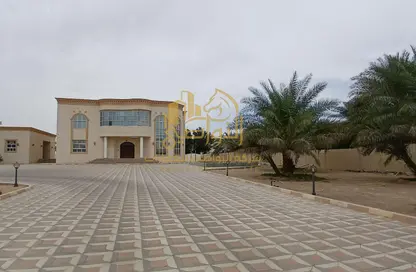 دوبلكس - 5 غرف نوم - 7 حمامات للايجار في السروج - العين