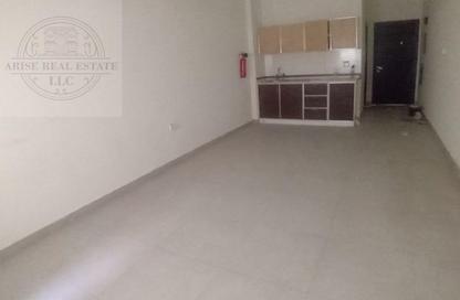 Apartment - Studio - 1 for rent in Al Rawda - Ajman Apartment - Studio - 1 for rent in Al Rawda - Ajman
