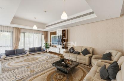 Villa - 3 Bedrooms - 4 Bathrooms for rent in Mushrif Village - Mirdif - Dubai Villa - 3 Bedrooms - 4 Bathrooms for rent in Mushrif Village - Mirdif - Dubai