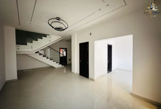 156010184 - Property Image 3