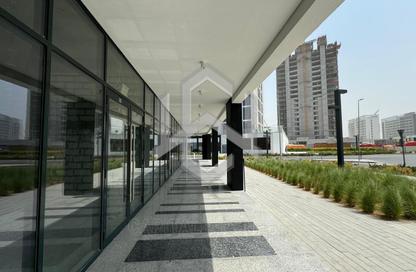 Shop - Studio for rent in Azizi Riviera 48 - Azizi Riviera - Meydan One - Meydan - Dubai