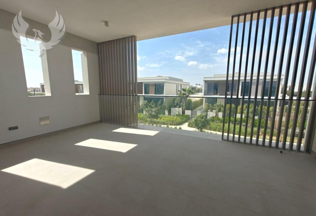 5 Bed Large | Corner Unit | Huge Plot photo 22