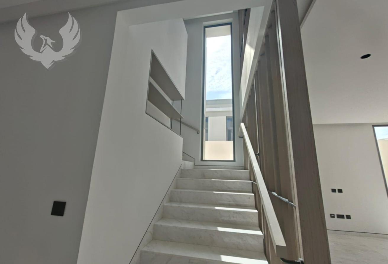 5 Bed Large | Corner Unit | Huge Plot photo 14