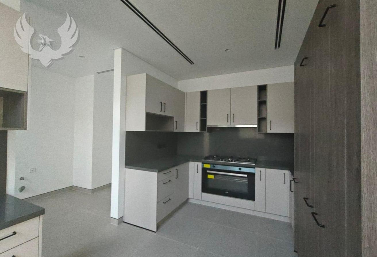 5 Bed Large | Corner Unit | Huge Plot photo 5