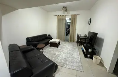Apartment - 1 Bedroom - 2 Bathrooms for rent in Dar Al Majaz - Jamal Abdul Nasser Street - Al Majaz - Sharjah