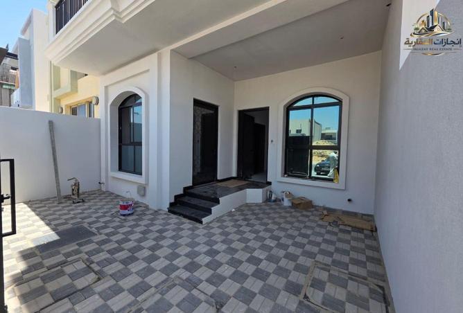 94016861 - Property Image 2