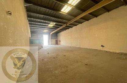 Warehouse - Studio - 1 Bathroom for rent in Industrial Building 13 - Industrial Area 13 - Sharjah Industrial Area - Sharjah