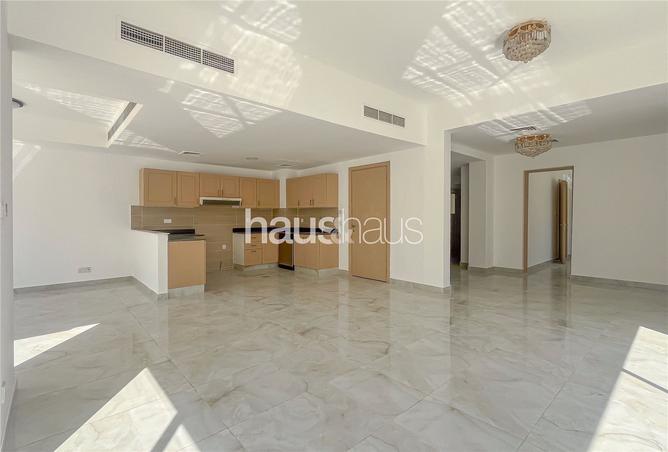128353614 - Property Image 2