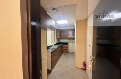 شقة - 2 غرف نوم - 3 حمامات للايجار في منخول - بر دبي - دبي