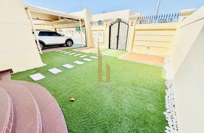 Villa - 4 Bedrooms - 4 Bathrooms for rent in Jumeirah 3 Villas - Jumeirah 3 - Jumeirah - Dubai