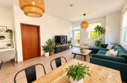 Apartment - 1 - 2 for sale in Regent House 2 - Regent House - Motor City - Dubai