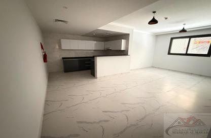 Apartment - 1 Bedroom - 2 Bathrooms for rent in Muwaileh 29 Building - Muwaileh - Sharjah