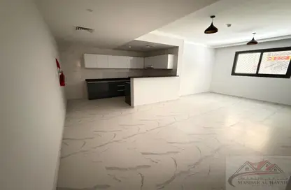 Apartment - 1 Bedroom - 2 Bathrooms for rent in Muwaileh 29 Building - Muwaileh - Sharjah