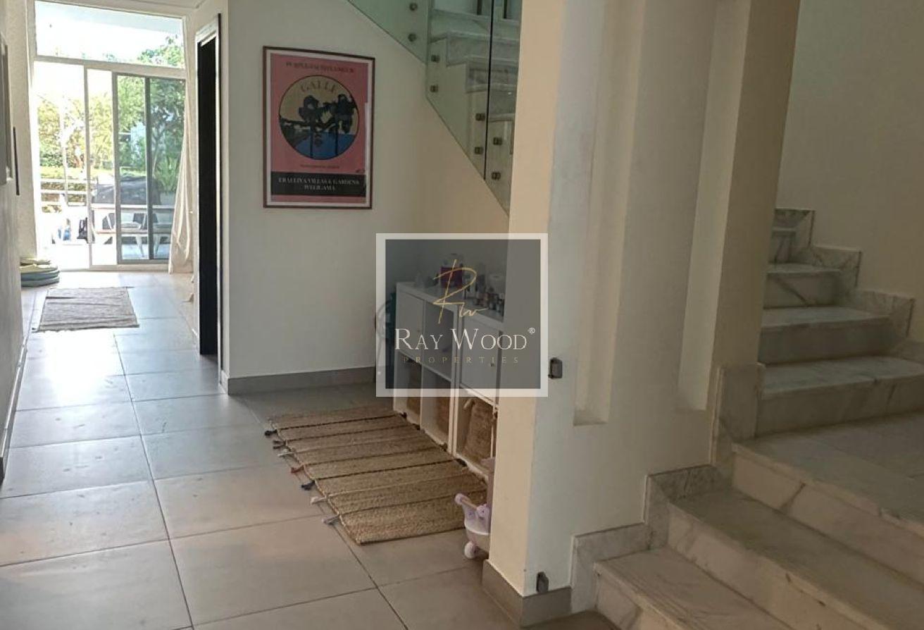 Elegant 3 Bedrooms | Vacant | Tybe B Semi-detached photo 2