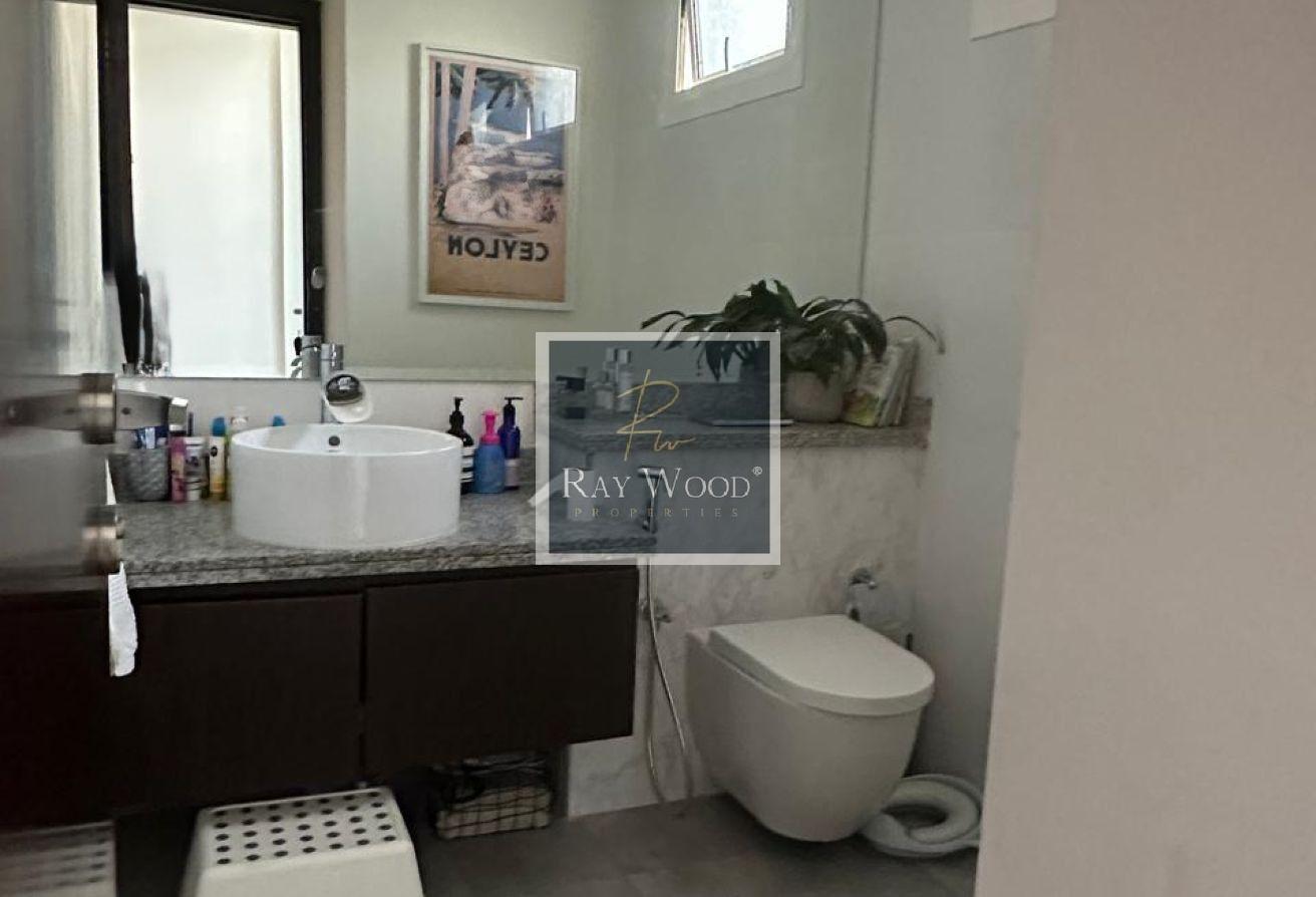 Elegant 3 Bedrooms | Vacant | Tybe B Semi-detached photo 9