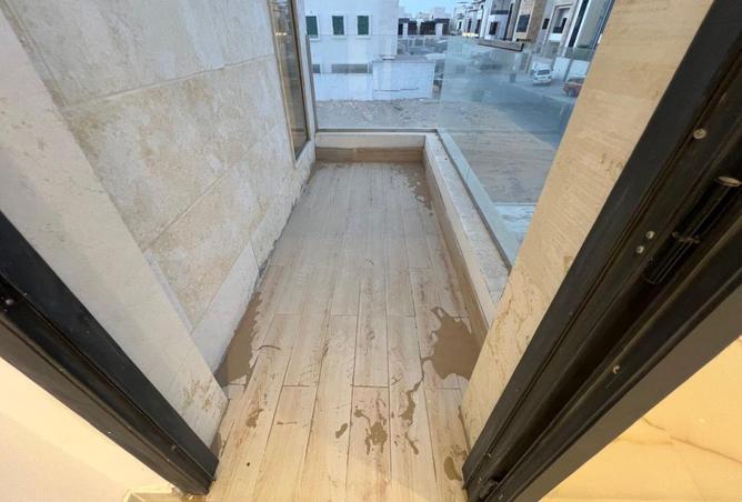 80249553 - Property Image 3