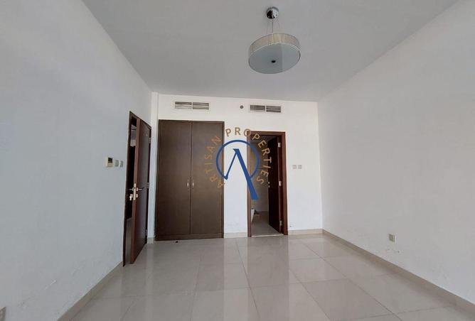 127008703 - Property Image 2