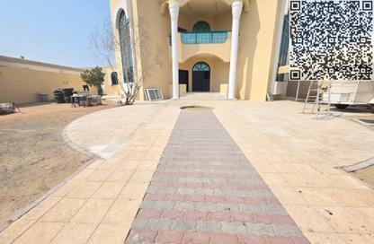Villa - 5 - 6 for rent in Al Tarfa - Mughaidir - Sharjah Villa - 5 - 6 for rent in Al Tarfa - Mughaidir - Sharjah