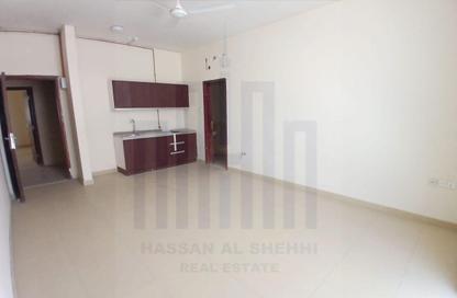 Apartment - Studio - 1 for rent in Fire Station Road - Muwaileh - Sharjah