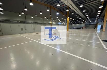 Warehouse - Studio for rent in Mussafah Industrial Area - Mussafah - Abu Dhabi