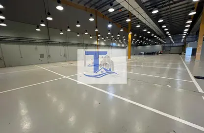 Warehouse - Studio for rent in Mussafah Industrial Area - Mussafah - Abu Dhabi