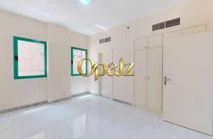 Apartment - 1 - 2 for rent in Golden Sands 12 - Al Mankhool - Bur Dubai - Dubai Apartment - 1 - 2 for rent in Golden Sands 12 - Al Mankhool - Bur Dubai - Dubai