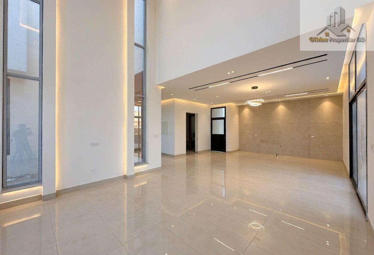 EXCLUSIVE Villa | High-End Quality | Brand New photo 4