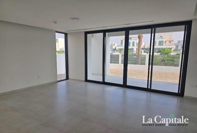 54939246 - صورة العقار 2