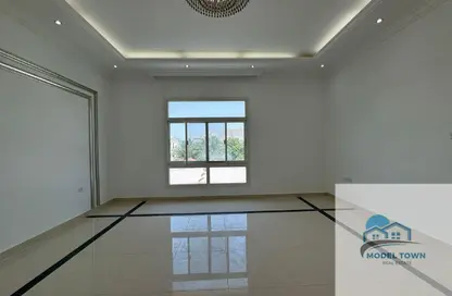 Apartment - Studio - 1 Bathroom for rent in Khalifa City A - Khalifa City - Abu Dhabi