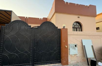 Villa - 2 - 2 for rent in Julfar - Ras Al Khaimah