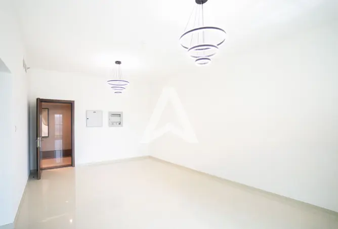 121108701 - Property Image 3