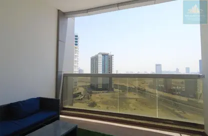 شقة - 1 حمام للايجار في برج هيرا - مدينة دبي الرياضية - دبي