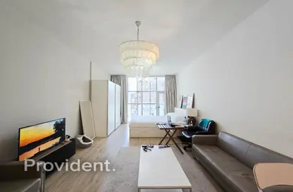 شقة - 1 حمام للايجار في شيماء بريميير - منطقة 15 - قرية جميرا الدائرية - دبي