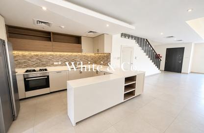 Townhouse - 4 - 6 for rent in Somerset Mews - District 10 - Jumeirah Village Circle - Dubai