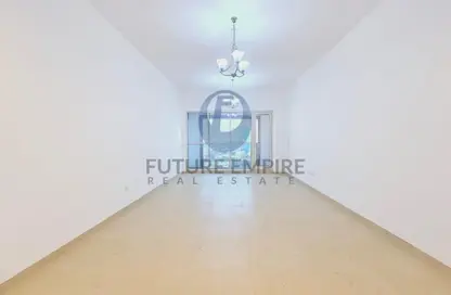 شقة - 2 غرف نوم - 3 حمامات للايجار في الجداف - دبي