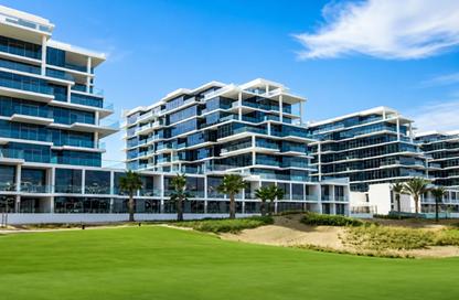 Apartment - 1 - 2 for sale in Golf Promenade 3B - Golf Promenade 3 - Golf Town - Damac Hills - Dubai