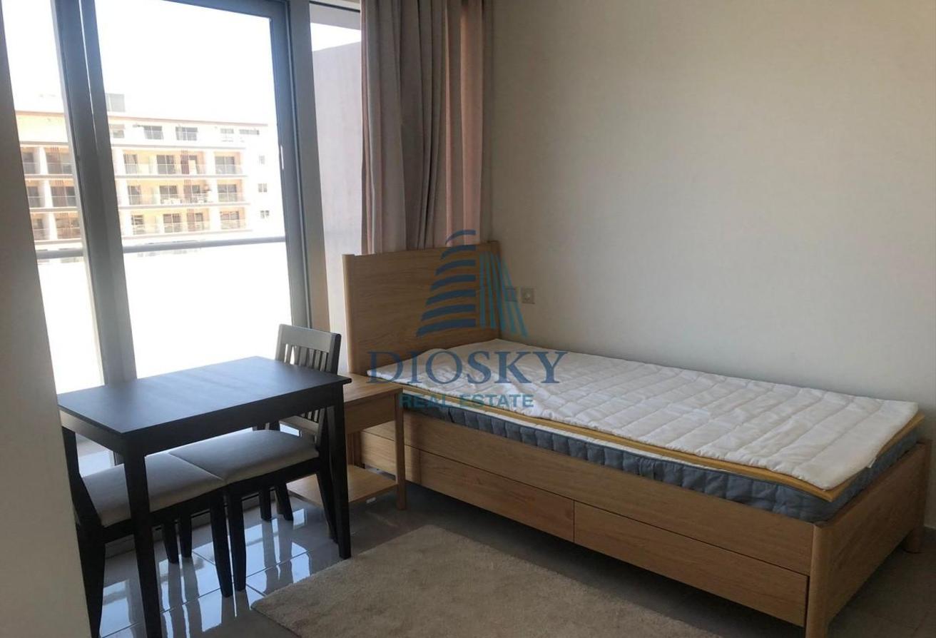 Fully Furnished | Spacious | Vacant photo 5