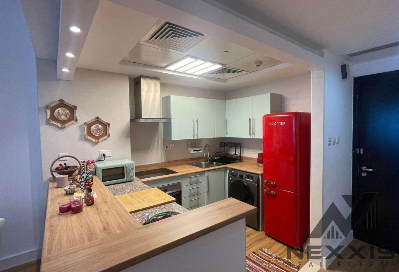 Fully Upgraded | Fully Furnished | Spacious Unit photo 3