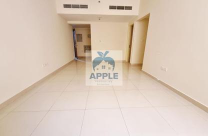 Apartment - 2 Bedrooms - 3 Bathrooms for rent in Muwaileh 29 Building - Muwaileh - Sharjah