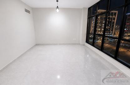 Apartment - 2 - 3 for rent in Muwaileh 29 Building - Muwaileh - Sharjah