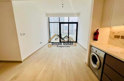 Apartment - 2 Bedrooms - 2 Bathrooms for rent in Azizi Riviera 37 - Azizi Riviera - Meydan One - Meydan - Dubai