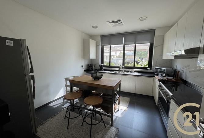 110975539 - Property Image 3