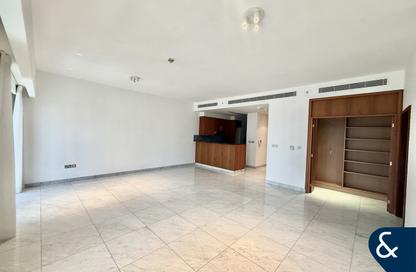 Apartment - 1 Bedroom - 2 Bathrooms for rent in Central Park Residential Tower - Central Park Tower - DIFC - Dubai